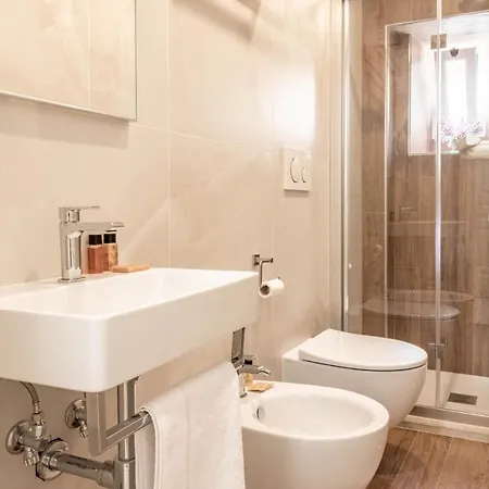 Casa de hóspedes Dany 4*